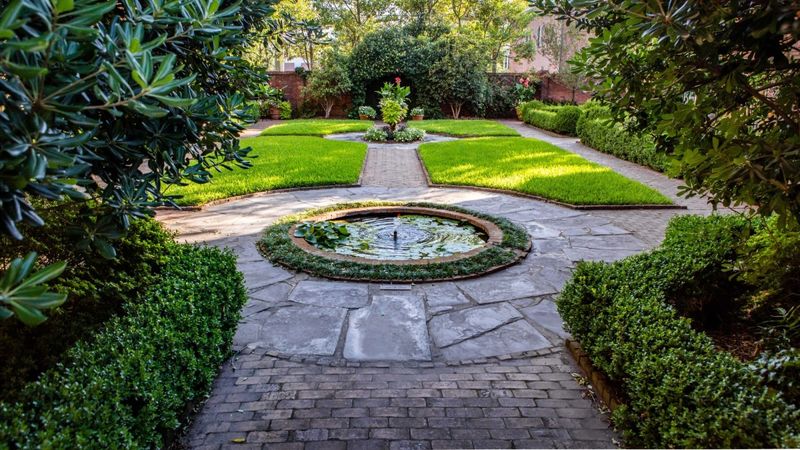 Savannah Botanical Gardens
