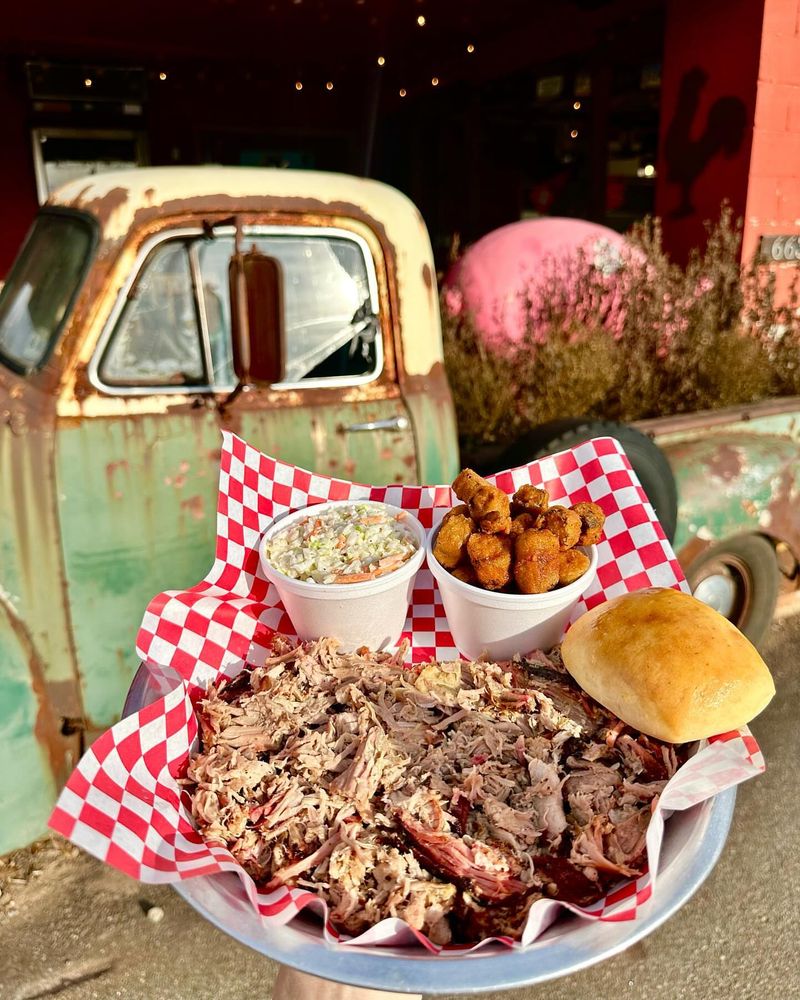 The Smokin' Pig