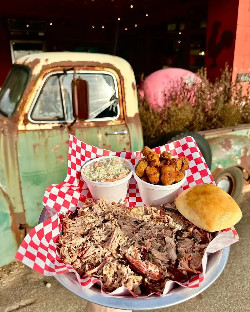 The Smokin' Pig