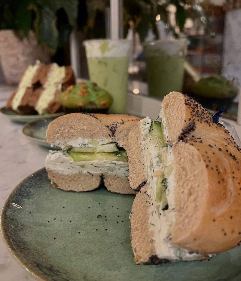 Ess-a-Bagel