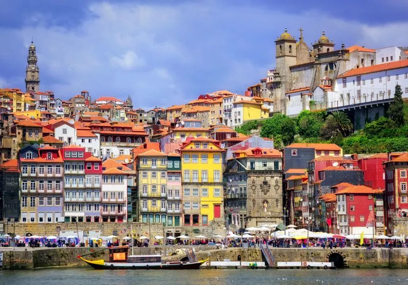 Wander Porto's Ribeira District