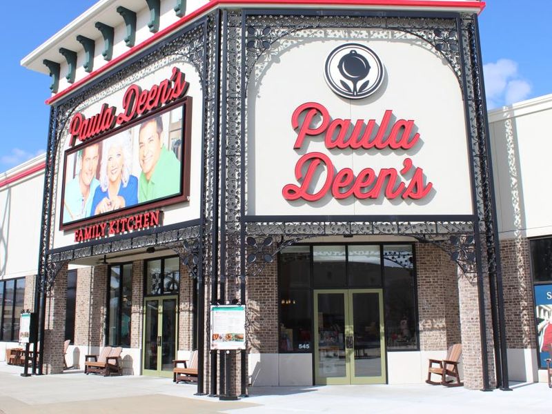 Paula Deen’s Family Kitchen