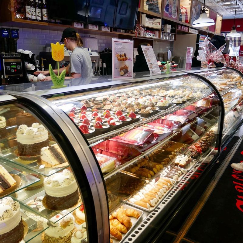 Carlo’s Bakery – Hoboken, New Jersey