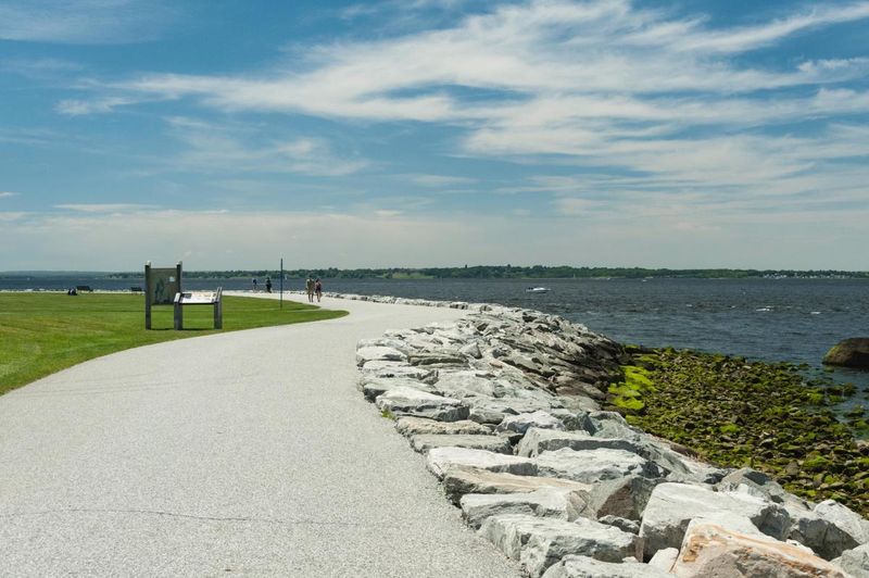 Colt State Park (Bristol)
