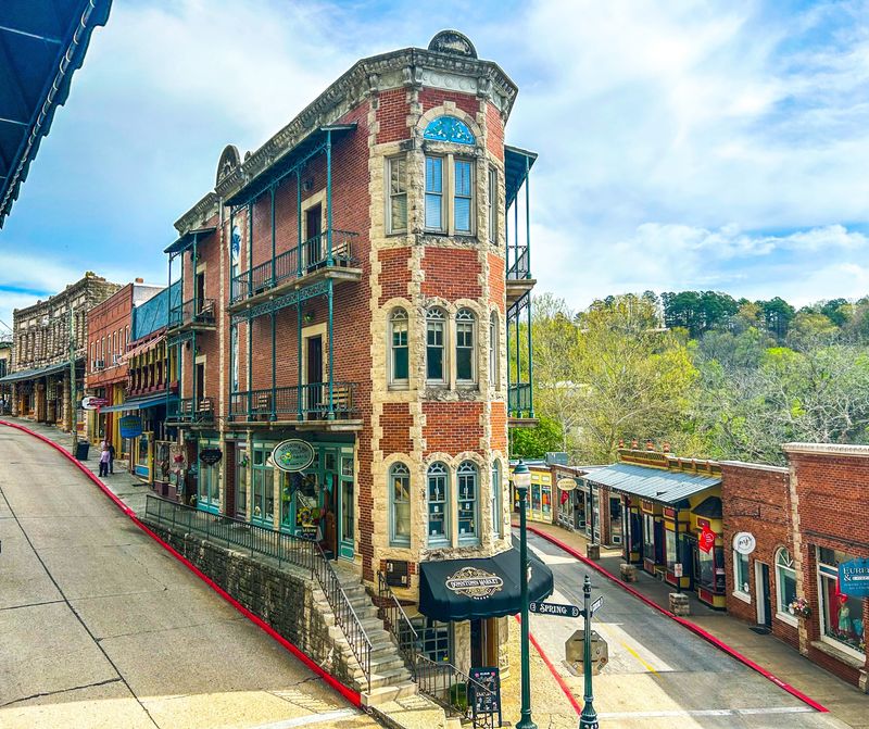 Eureka Springs, Arkansas (Beaver Lake nearby)