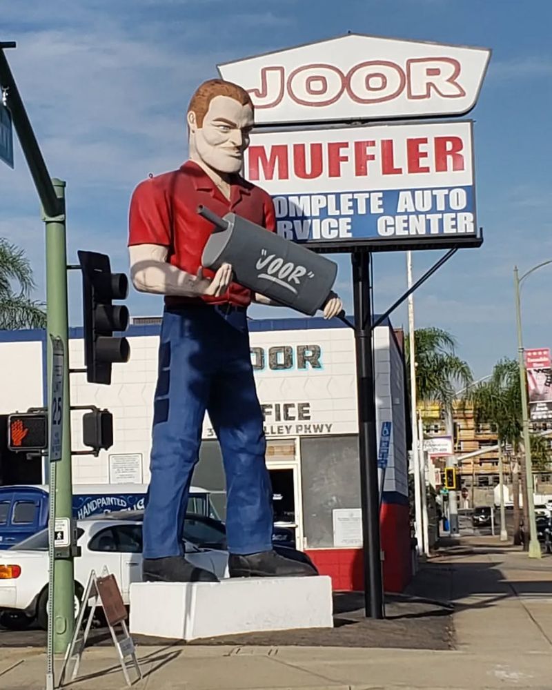 The Muffler Men, Various Locations