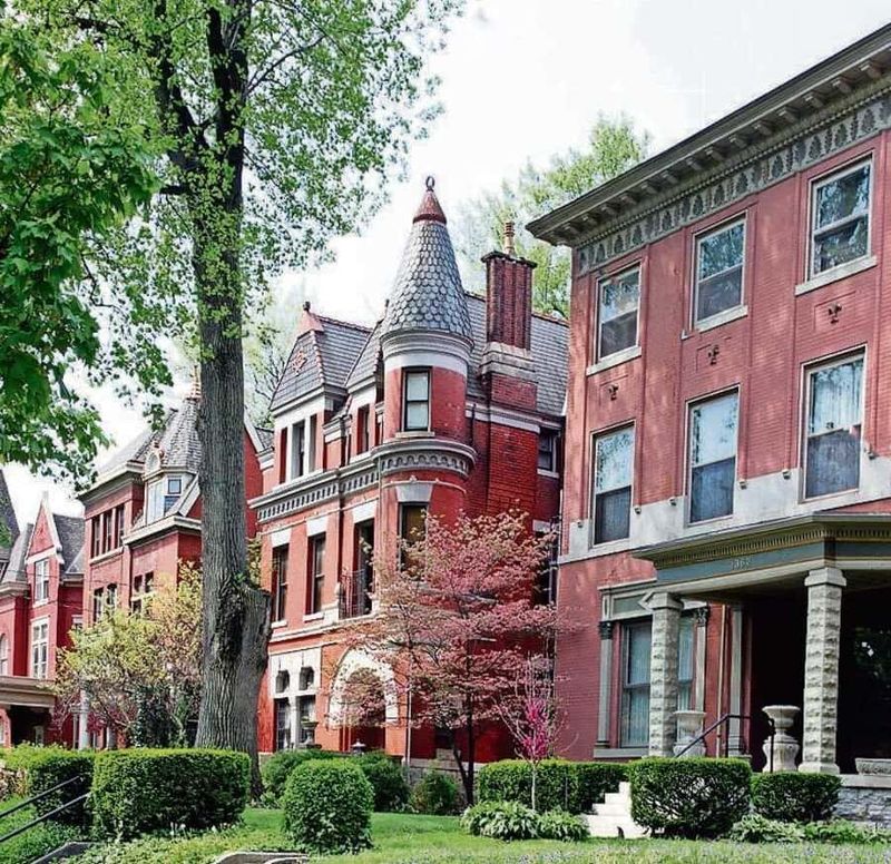 Old Louisville Walking Tour