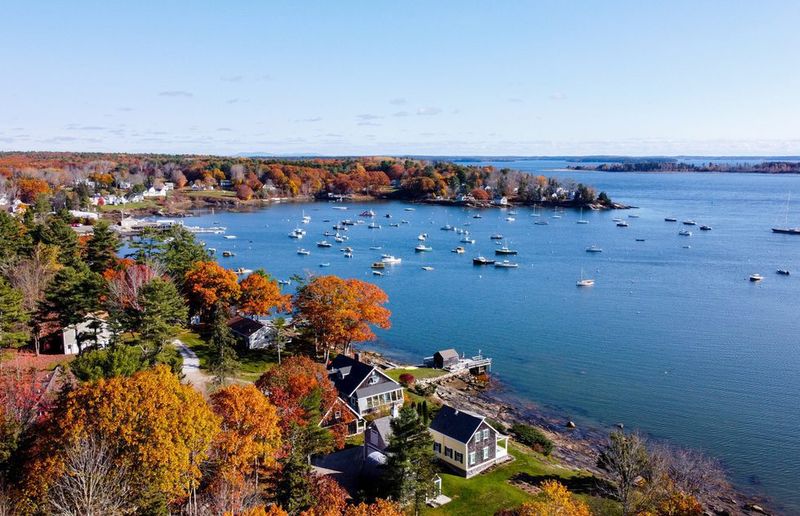 Taking a Day Trip to Nearby Ogunquit or Kennebunkport