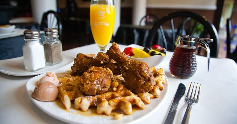 Dame’s Chicken & Waffles – Durham