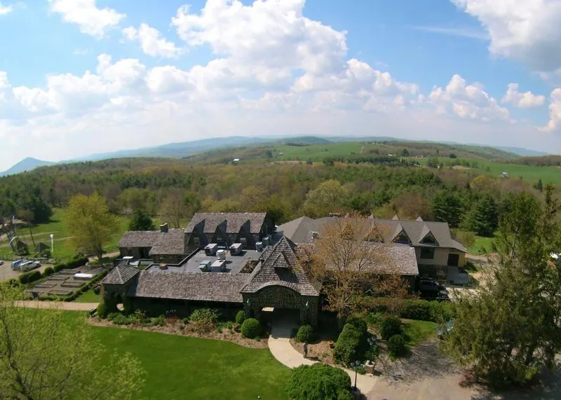 Chateau Morrisette Winery