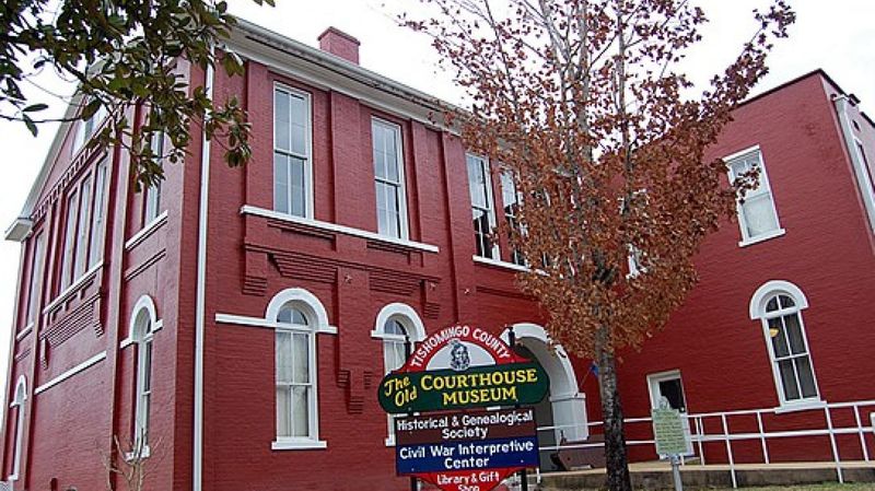Visit the nearby town of Tishomingo for local crafts and history