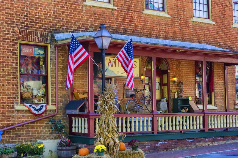 Mayberry Feel and Southern Hospitality