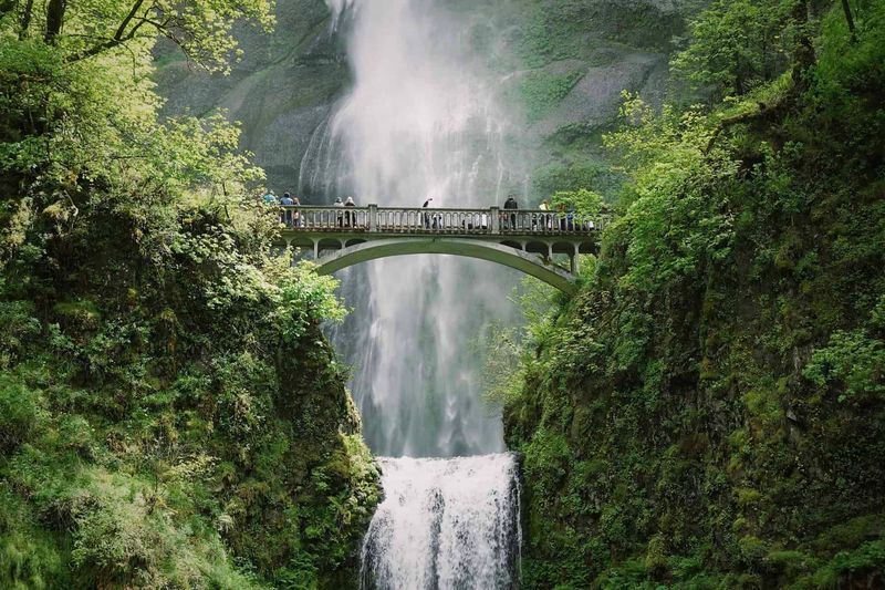 Vancouver to Hood River (via Columbia Gorge), Washington/Oregon