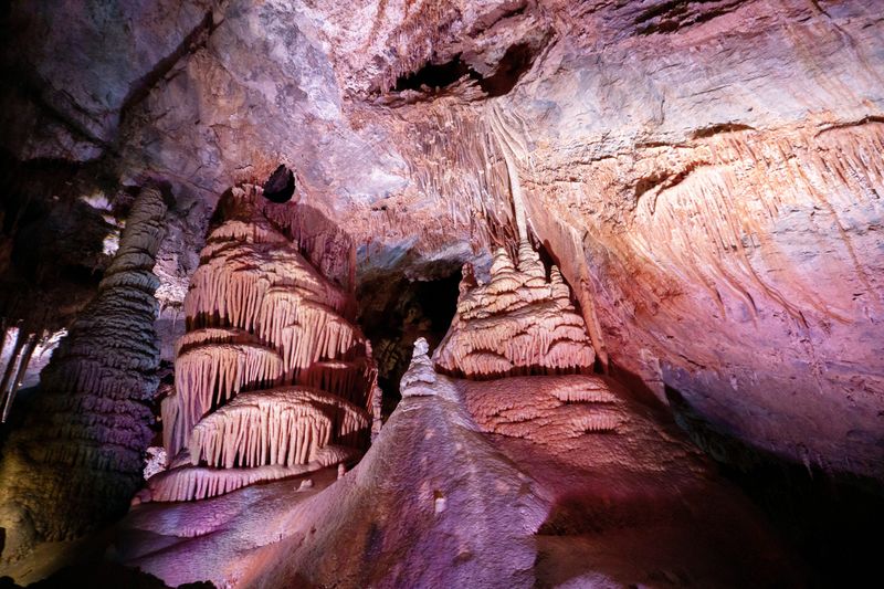 Explore Lewis & Clark Caverns State Park