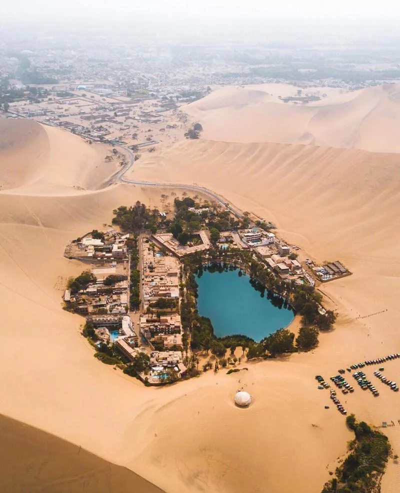 Huacachina, Peru