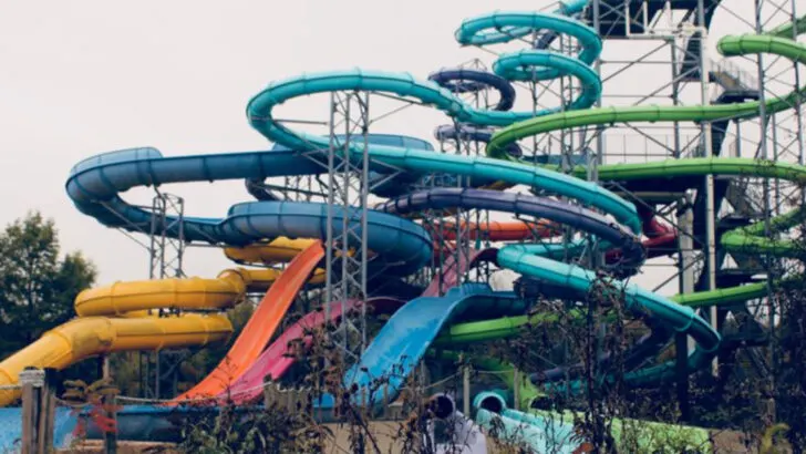The 15 Creepiest Abandoned Amusement Parks in the U.S.
