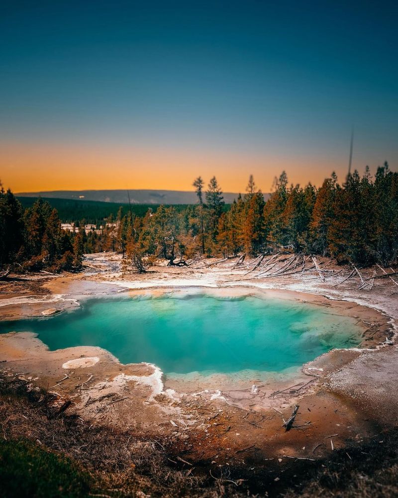 Yellowstone National Park (Wyoming, Montana, Idaho)