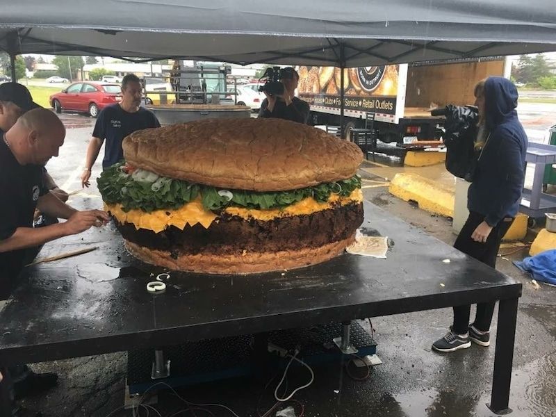 The Monster Burger – Mallie’s Sports Grill, MI