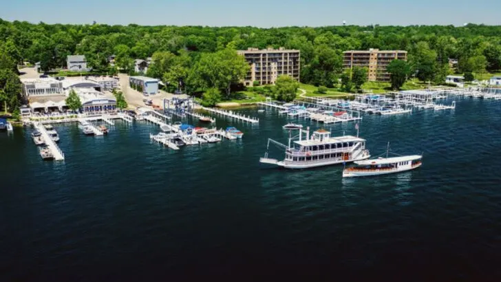 The Lakeside Wisconsin Town That Turns Into a Summer Paradise for Families