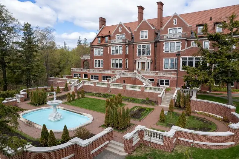 Historic Glensheen Mansion