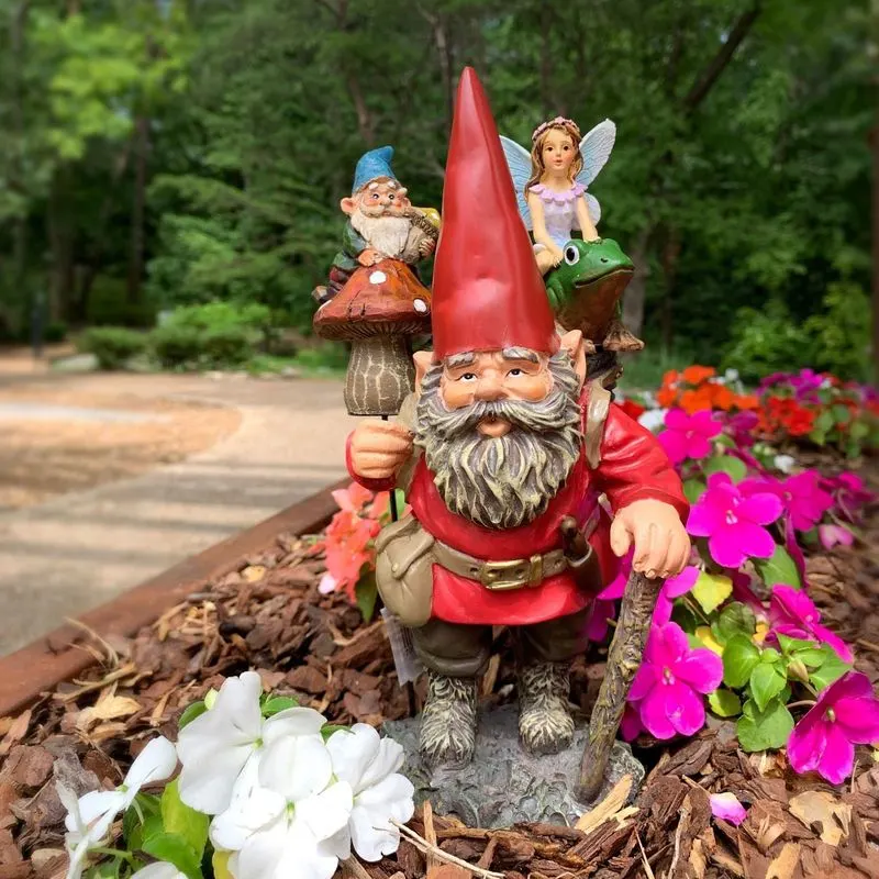 The Garden Gnome: Focuses on Aesthetic Over Authenticity