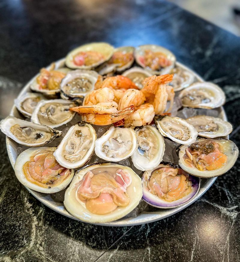 Pearl Oyster Bar