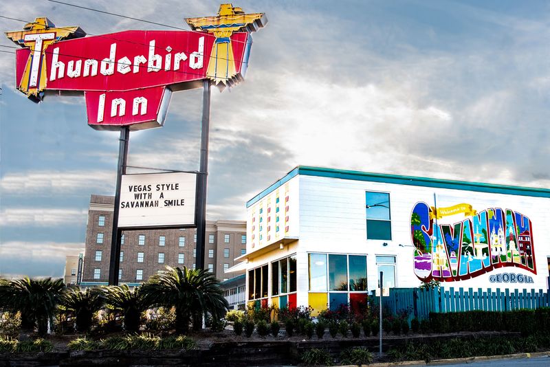 The Thunderbird Inn, Georgia