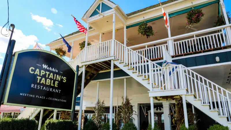 Big In Flavor: Webb’s Captain’s Table