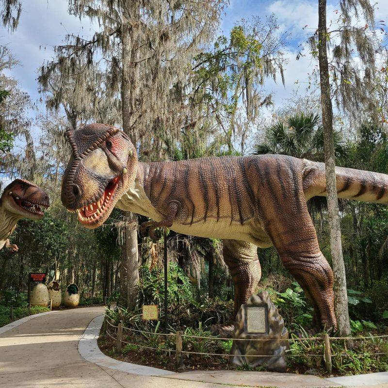 Dinosaur World, Florida/Tennessee/Kansas