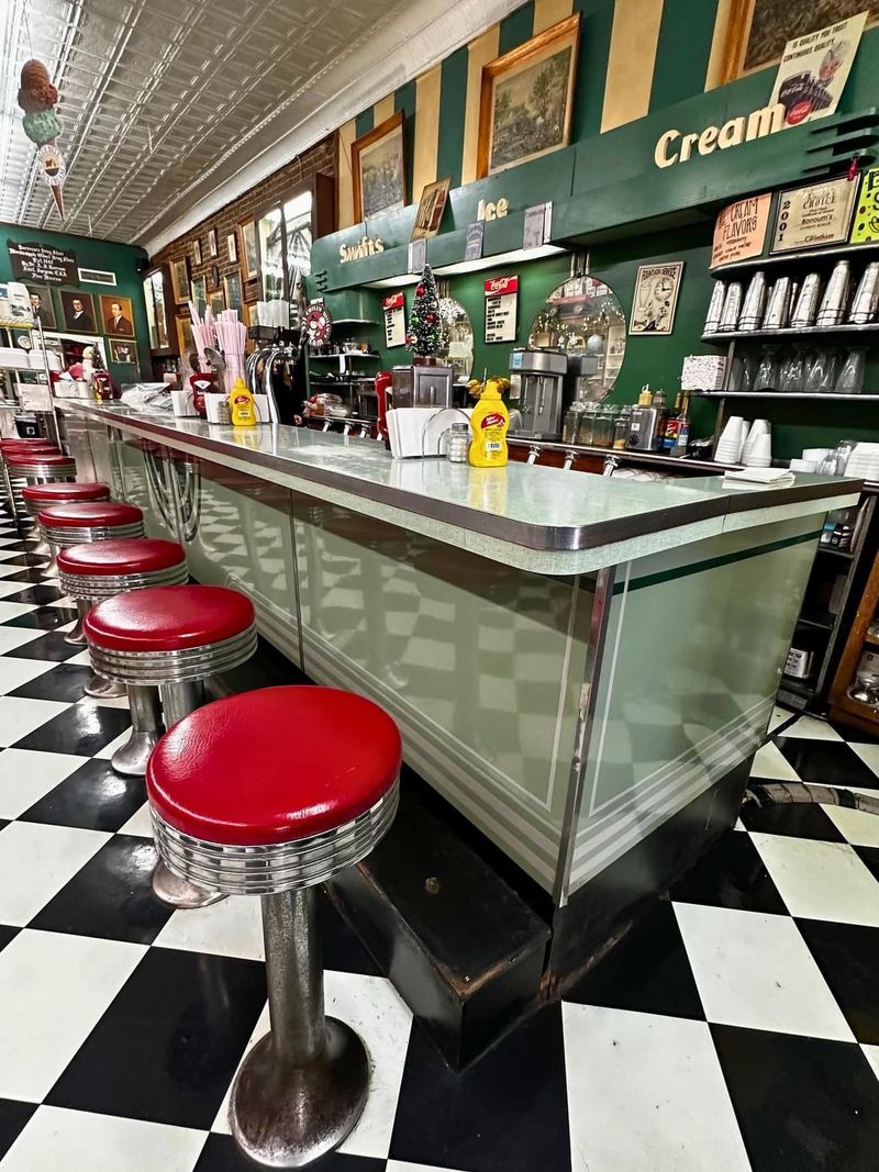 Central Drug Store Soda Fountain — Pontotoc, MS