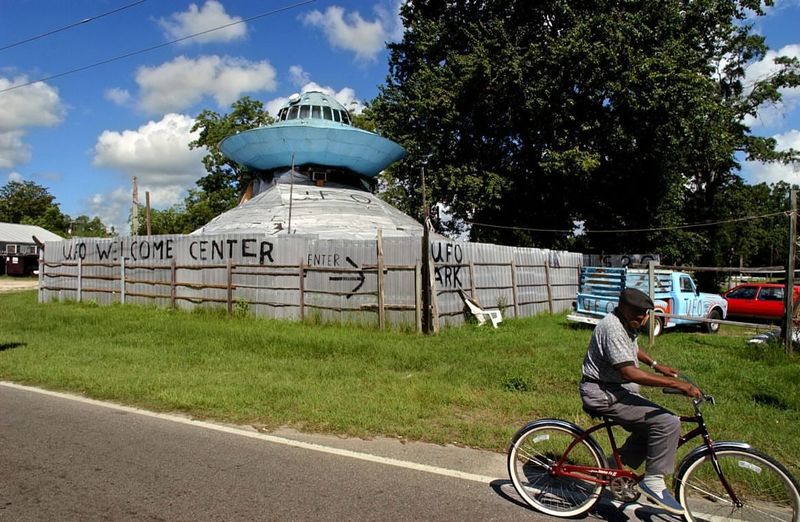 The UFO Welcome Center, Bowman, South Carolina