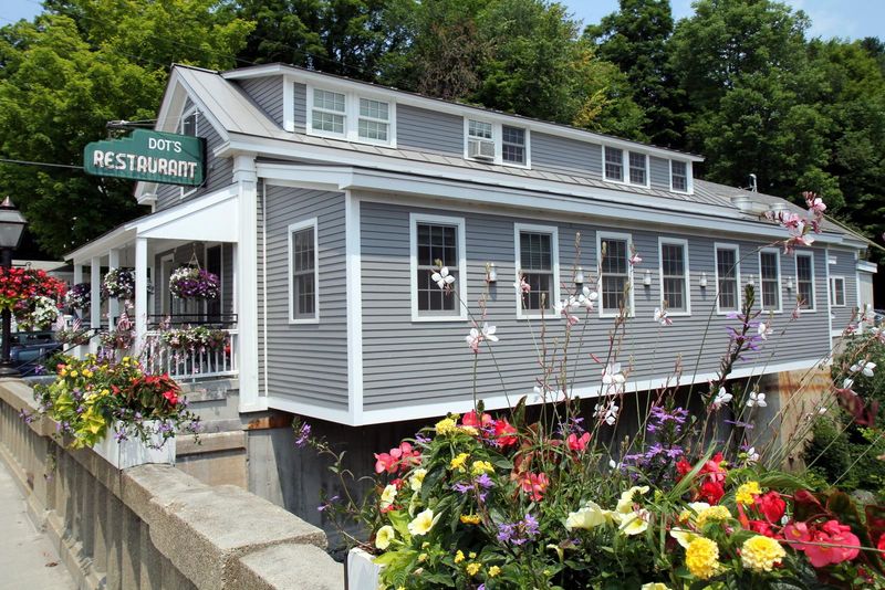Dot’s Restaurant – Wilmington