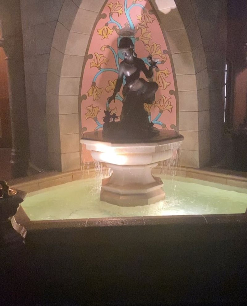Cinderella’s Royal Table – Magic Kingdom, Walt Disney World (FL)