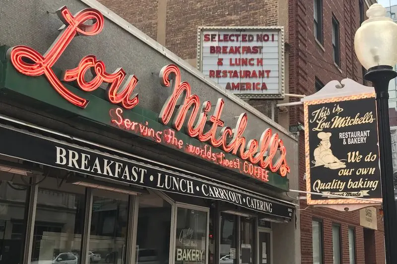 Lou Mitchell’s Drive-In