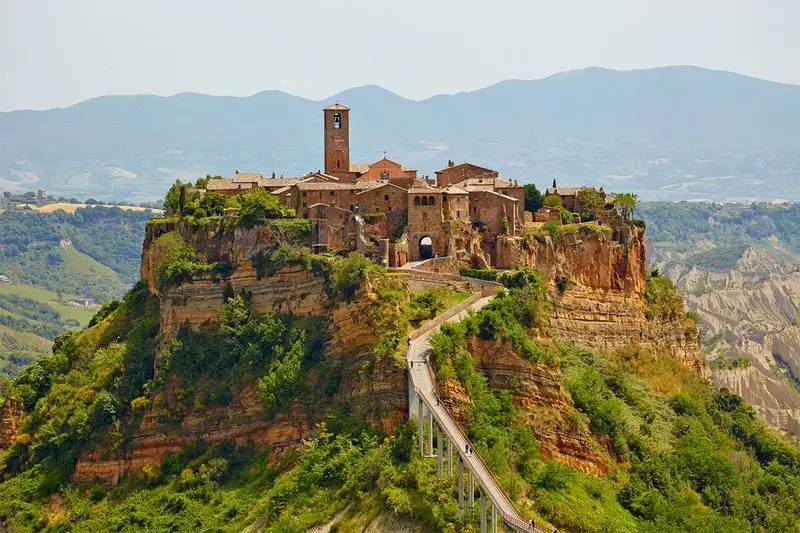 Perfect Day Trips: Civita di Bagnoregio and Lake Bolsena