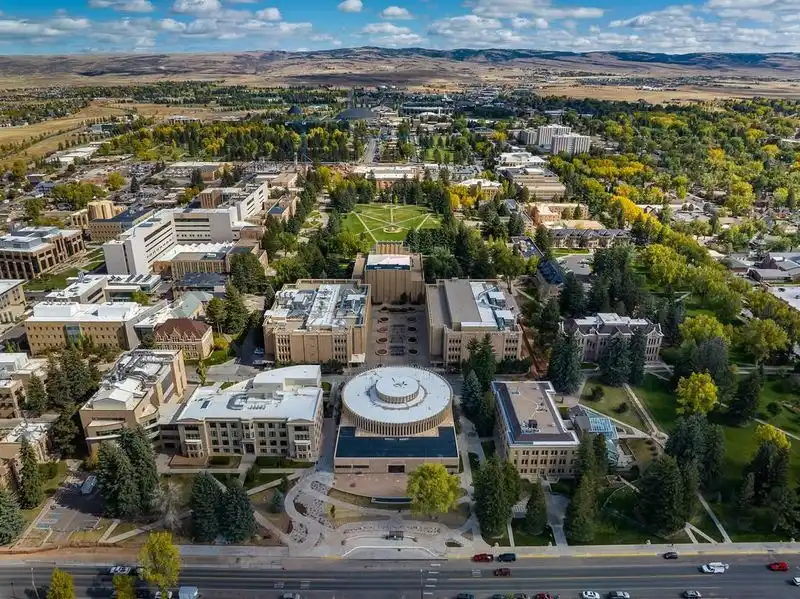Vibrant College Community
