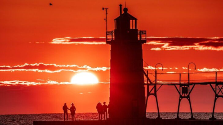 They Call It the ‘Catskills of the Midwest’ And It’s Right on Lake Michigan