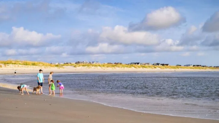 This North Carolina Island Feels Like the Hamptons Without the Crowds