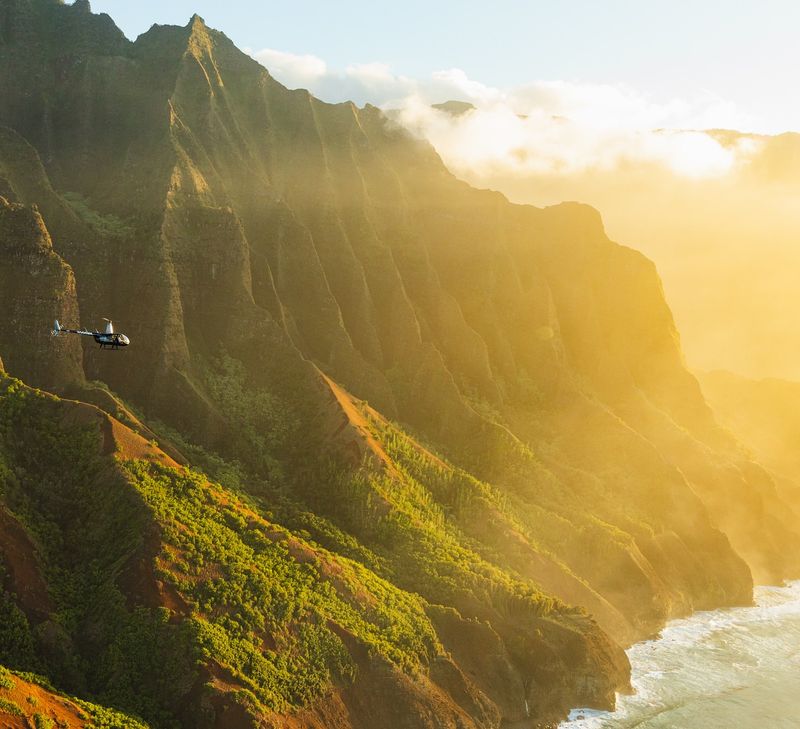 Helicopter Tour Viewing the Napali Coast