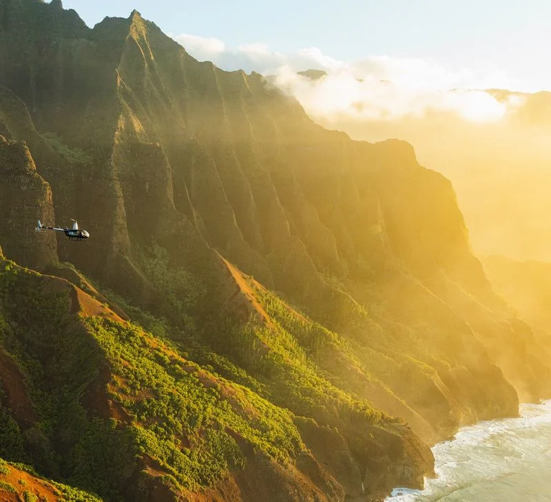 Helicopter Tour Viewing the Napali Coast