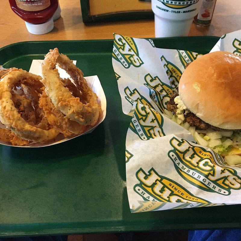 Jucys Hamburgers – Longview