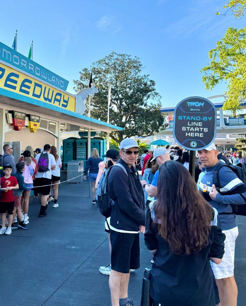 Arrive 30–45 Minutes Before Park Opening (Rope Drop)