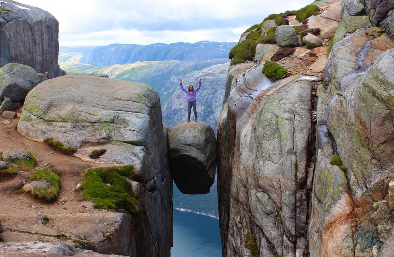 Kjeragbolten, Norway