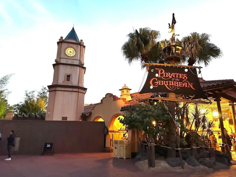 Plan Your Must-See Rides in Advance