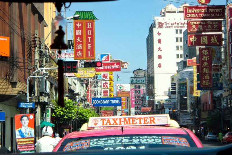 Beware of tourist scams