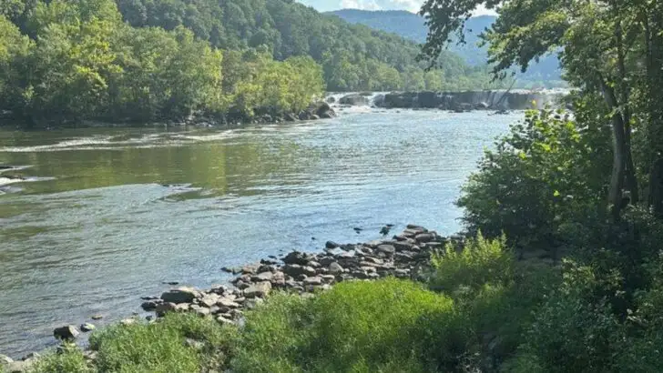 Virginia’s Appalachian Trail Hides a Town Packed with Outdoor Beauty and Small-Town Charm