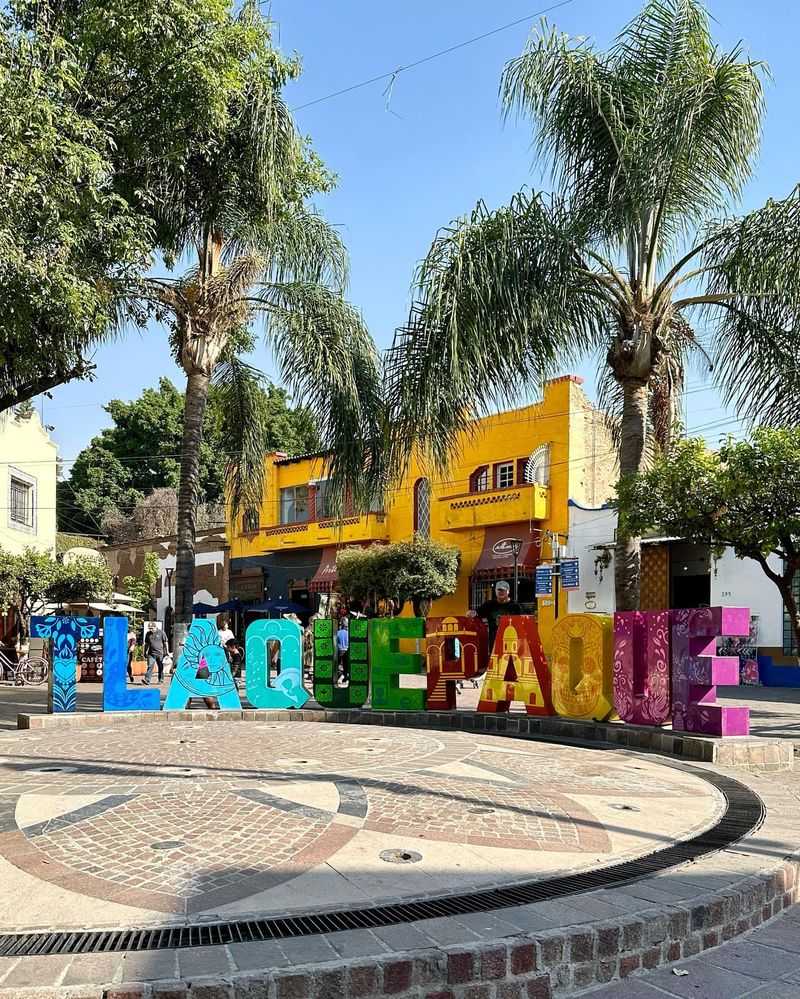 Tlaquepaque: Art, color, and mariachi on the streets