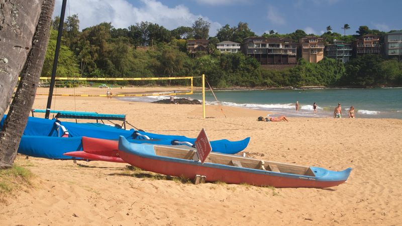 Kalapaki Beach Canoe Watching and Swimming