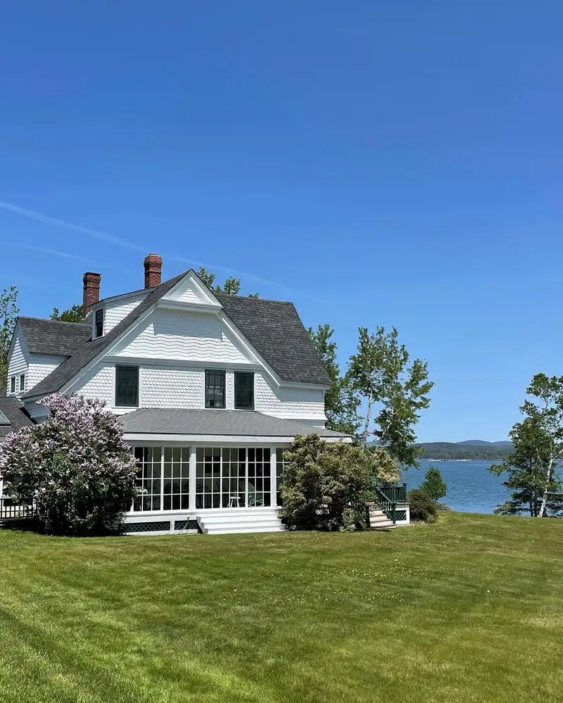 Coastal Cottage on Maine’s Blue Hill Peninsula