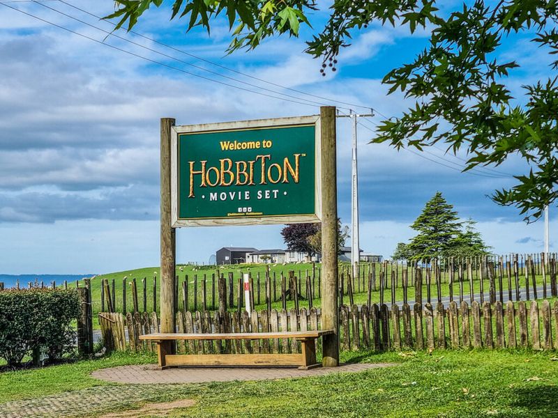 Hobbiton Movie Set Tour